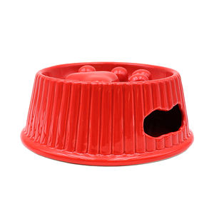 Bol en céramique surélevé pour chat et chien, fait main, écologique, rouge, pour une alimentation lente et saine, texture patte, sans plomb, pour intérieur, extérieur et voyage - Product Image 5