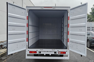 Geely Remote F1E Pure - Modèle électrique doté d'une batterie de 53,58 kWh, idéal pour les clients d'Amérique du Sud et d'Asie du Sud-Est - Product Image 6