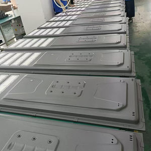 Lámparas Solares LED para Exteriores, Tipo UFO, Redondas, Todo en Uno, Ajustables, IP66, 500, 70W, 100W, Color Verde - Product Image 2