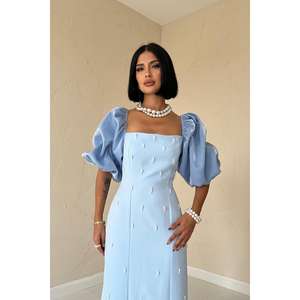 Elegante Vestido de Noche Azul Celeste de Satén con Cuello Cuadrado, Espalda Descubierta, Cintura Natural y Mangas Abullonadas - Product Image 3