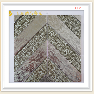 กระเบื้องโมเสคลายไม้ปาร์เก้สีขาวขัดเงาแบบม้วนติดผนัง หนา 5 มม. สำหรับตกแต่งภายในครัว วิลล่า สไตล์โมเดิร์น จากโรงงาน - Product Image 4