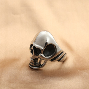 Skull <b>Ring</b> <b>Titanium</b> Steel Silver Men's Fashion Jewelry Gift Punk Style Geometric Design 280661 - Product Image 3