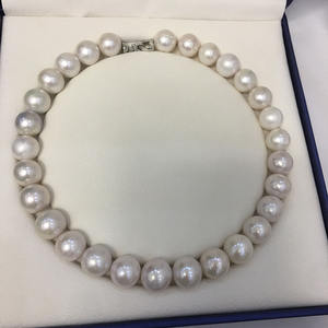 <span class=keywords><strong>Collana</strong></span> girocollo <span class=keywords><strong>di</strong></span> <span class=keywords><strong>perle</strong></span> d'acqua dolce più grande <span class=keywords><strong>di</strong></span> 13-14mm, bella fibbia a cuore per le donne, perline annodate - Product Image 2