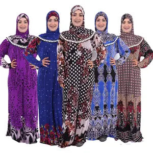 Nouveau design Offre Spéciale arabe vêtements usine en gros tapis de prière islamique dames à manches longues robe florale robe