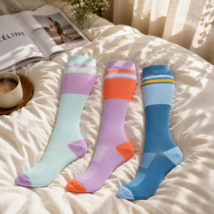 Chaussettes de compression sportives tricotées à soutien gradué pour la circulation, 3 paires, pour femmes et hommes, fourniture ODM - Product Image 2