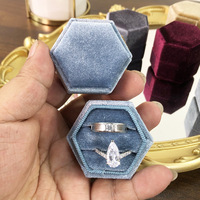 Boîte à bagues hexagonale en velours vintage, noire, à 3 compartiments, pour porte-bagues de mariage, triple support pour alliances de fiançailles et de mariage, personnalisable