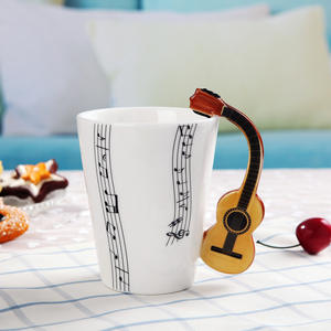 Divertida forma de violín mango dibujos animados mágicos <span class=keywords><strong>3D</strong></span> taza de música de cerámica taza de leche música taza de café taza creativa - Product Image 4