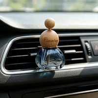 Nouveau design en stock : Diffuseur de voiture en bois en forme de boule, mini, parfumé, avec pince, design unique, idéal comme cadeau assorti