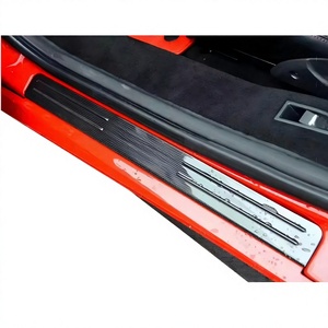 Placa Decorativa de Umbral de Puerta de Fibra de Carbono Seca de Alta Calidad, Estilo OEM Mejorado, Apta para Ferrari 488 GTB Spider - Product Image 6