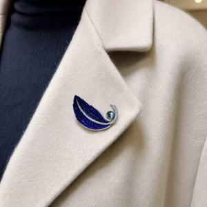 เข็มกลัดรูปใบไม้ประดับเพชรน้ำ ดีไซน์หรูหรา ทันสมัย สำหรับผู้หญิง - Product Image 4