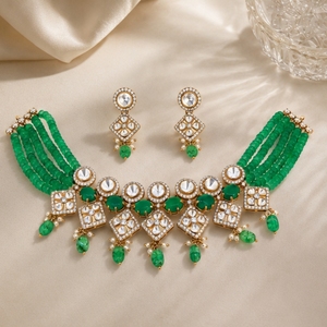 Green Beaded <b>Choker</b> Necklace Set with Crystal Rhinestones 925 <b>Silver</b> Necklace and Earrings Set for Women Green Beads Kundan - Product Image 5