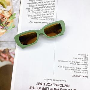 2022年ファッション新トレンドファッションキッズスモールスクエアキッズサングラス - Product Image 6