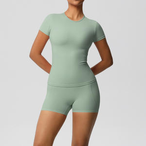 Conjunto de ropa deportiva Leggings elásticos de manga corta y bolsillo que absorben el sudor para correr y entrenar - Product Image 1