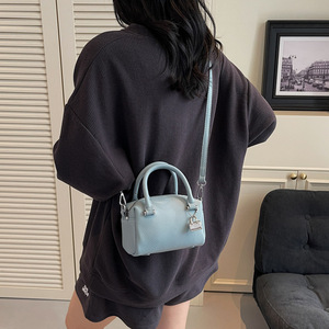กระเป๋าสะพายข้างสีเหลือง ขนาดกลาง สำหรับใส่ในชีวิตประจำวัน กระเป๋าสะพายไหล่ผู้หญิง สไตล์สปริง 2026 เก๋ไก๋ ลำลอง - Product Image 2