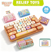Nouveau porte-clés mini clavier 3D amusant et coloré en plastique, personnalisable avec logo, 26 touches, portable, anti-stress