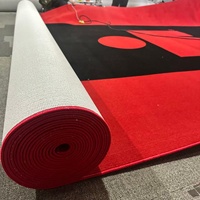 Tapis de transition pour triathlon, utilisation extérieure, antidérapant, échantillon gratuit, logo personnalisé, 100% polyester, ignifuge, durable