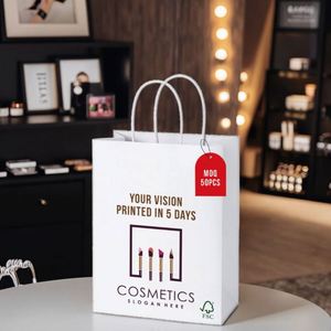 Bolsa de Compras con Impresión a Color y su Propio Logotipo, Bolsas y Cajas de Regalo de Cartón Reciclado Personalizadas de Lujo con Asa - Product Image 1