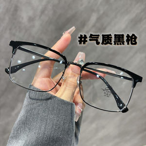 แว่นตาทรงสี่เหลี่ยม 31167 กรอบกว้างพิเศษ เลนส์พีซีสำหรับทุกเพศ ป้องกันแสงสีฟ้า สำหรับใบหน้าขนาดใหญ่ ดูหรูหรา - Product Image 4