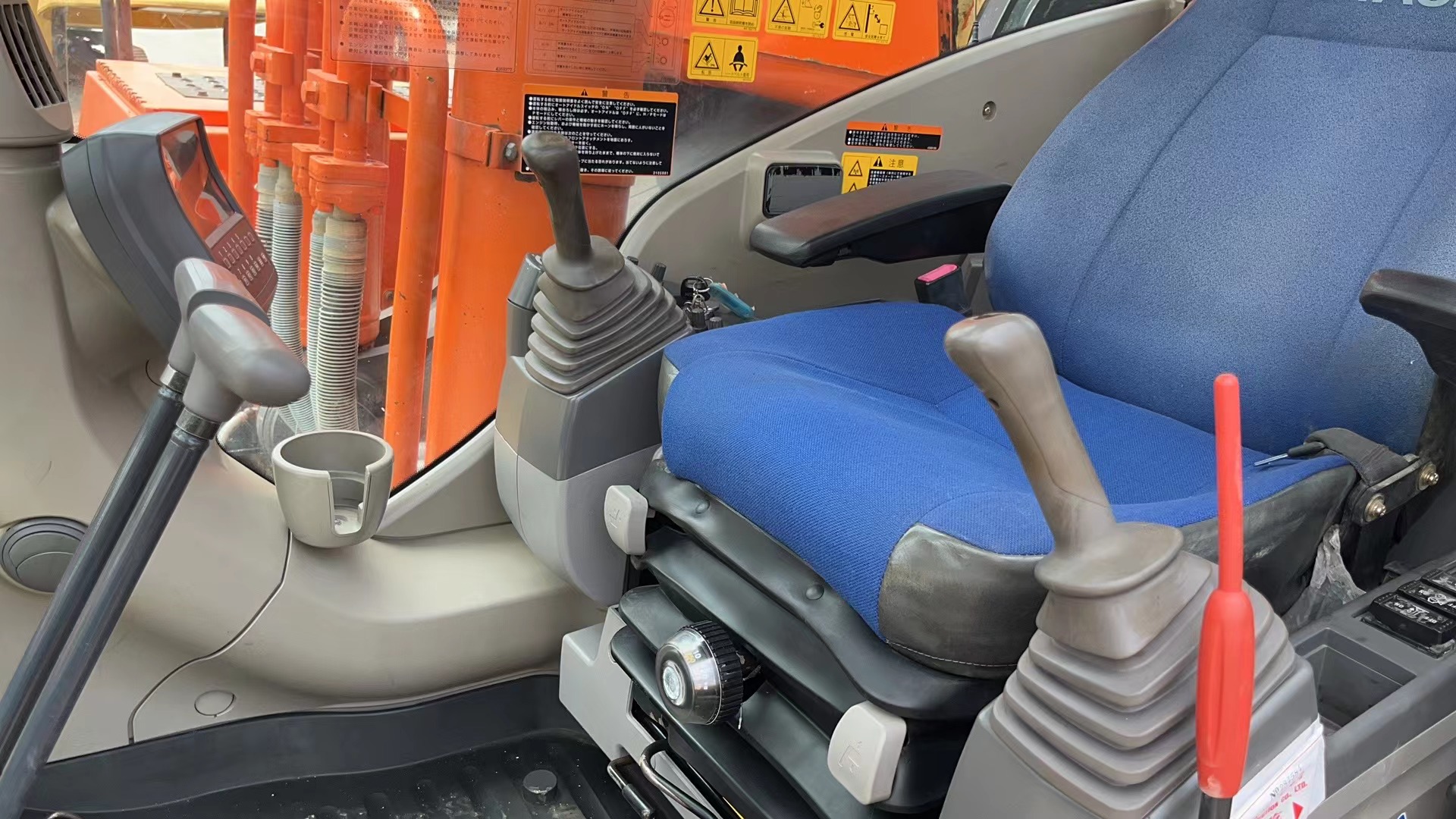 Used Excavator Digger - Hitachi Zaxis 670 for Sale