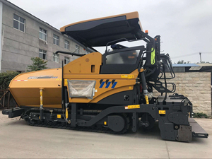 Nouvelle finitionuse d'asphalte RP603 de 129 kW et 6 mètres pour la construction routière, la nivellement des routes et les projets d'infrastructure municipale - Product Image 2