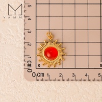 Yammy YFH037 Pendentif rond tendance en forme de soleil, bijoux en laiton incrusté de pierres naturelles turquoise et œil de tigre, collier pendentif, bijoux DIY