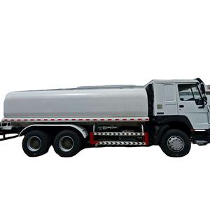 Nuevo HOWO 6X4 20 25 toneladas Beber Líquido Combustible Aceite Leche Camión Entrega Transporte <span class=keywords><strong>Agua</strong></span> Bowser Camión Tanque de <span class=keywords><strong>agua</strong></span> Camión <span class=keywords><strong>cisterna</strong></span> - Product Image 1