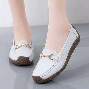 2025 primavera autunno nuovi mocassini da donna a <span class=keywords><strong>punta</strong></span> chiusa antiscivolo <span class=keywords><strong>scarpe</strong></span> Casual in pelle in microfibra taglia Plus Size 'mamma' - Product Image 6