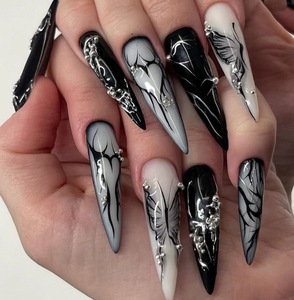 Faux Ongles Halloween en Gros Faits Main avec Logo Personnalisé, Design 3D Effrayant de Luxe en ABS, Certifiés CE, Forme Amande Trapézoïdale - Product Image 5