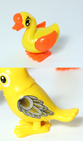 Cadeau promotionnel Clockwork Jumping Rabit Grenouille Kangourou Poulet Dunck Oiseau En Plastique Animal Wind up Toy Set