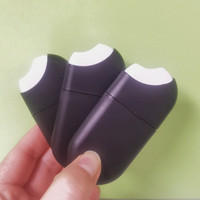 Wholesale10ml15ml désinfectant pour les mains en plastique Portable parfum de poche Fine brume noir vert poche carte de crédit alcool vaporisateur