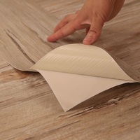 2021 NEUE Holzdesign Selbstklebende Vinyl-Kunststoff-Bodenfliesen zum Aufkleben