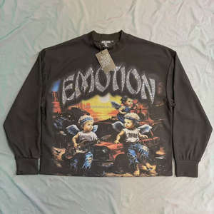 เสื้อแขนยาววินเทจผ้าคอตตอนผสมคุณภาพสูง 100% ลายกราฟฟิตี้ปักลายสไตล์เรโทรหลวมๆ สีแดงอมน้ำตาล - Product Image 1