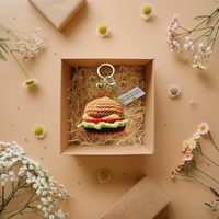 Porte-clés au crochet en forme de cheeseburger, fait main, pour la famille, les femmes, les hommes, anniversaire, vacances, encouragement, mignon, motivant