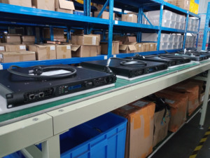 4*650W DSP 1U Class D 오디오 파워 앰프, 넓은 전압 범위 80V-296V 작동, 안정적이고 신뢰성 높은 4채널 스피커 8옴 4옴 메탈 - Product Image 6