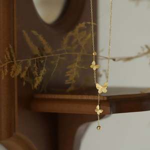 สร้อยคอแฟชั่นใหม่18K PVD สร้อยคอชุบทองหรูหราสร้อยคอสแตนเลสรูปผีเสื้อพื้นผิวแสงแดด - Product Image 4