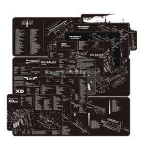 ネオプレンガンクリーニングマット大型防水滑り止めスクラッチプルーフ特大便利MOLLEハンギングカスタムサイズ - Product Image 1