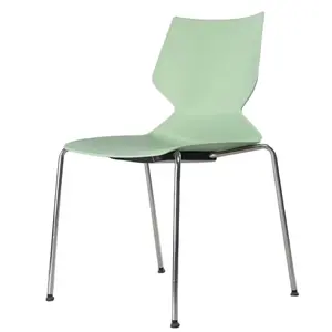 Заводские прямые волосы высокого качества гостиная пластиковый стул в различных цветах с пластиковой смолой с металлическими ножками