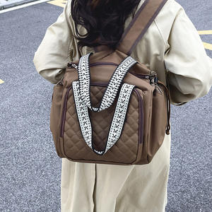 <span class=keywords><strong>Mochila</strong></span> portátil de gran capacidad para padres e hijos, cuna de coche, bolsa de compras de maternidad, bolsas multifuncionales de viaje para mamá - Product Image 4