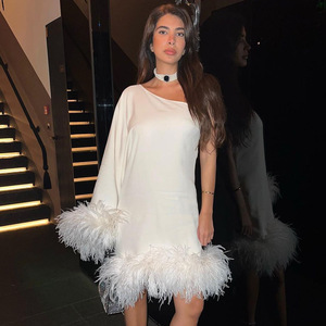 Abito <span class=keywords><strong>da</strong></span> Donna Elegante <span class=keywords><strong>da</strong></span> Club Monospalla con Piume di Tacchino Abito <span class=keywords><strong>da</strong></span> Ballo <span class=keywords><strong>da</strong></span> Festa Largo con Piume di Struzzo Corto <span class=keywords><strong>da</strong></span> <span class=keywords><strong>Sera</strong></span> - Product Image 3