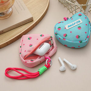 Mini Llavero Cardioide Portátil para Colgar en la Mochila Escolar con Accesorios para Colgar Bolsas, Monedero Pequeño, Porta Lápiz Labial - Product Image 2