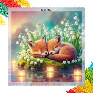 Pintura de Diamantes 5D, Zorros Dormidos con Lirios del Valle, Arte de Pared DIY con Diamantes Completos - Product Image 1