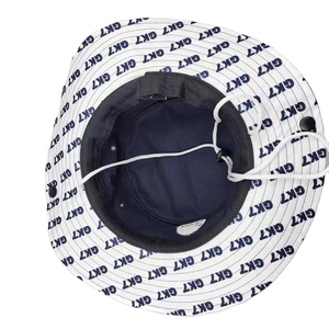 หมวกปีกกว้างแบบมีเชือกปักโลโก้หมวกทรงถังชาวประมง - Product Image 2