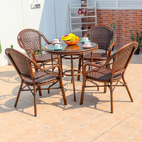 Ensemble de salle à manger de jardin en aluminium pour l'extérieur Table et chaise de patio élégantes pour Garden Party