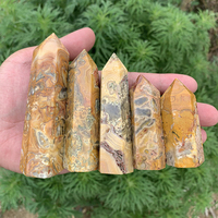 Promotion en gros : Obélisques en quartz clair, pierres de guérison en améthyste, pilier de cristal, pointe de cristal naturel, tour en fluorite
