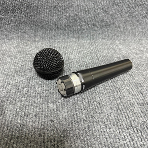 Micrófono Dinámico con Cable <span class=keywords><strong>SM58</strong></span> BLK, Edición de Aniversario Black Knight, Micrófono SM58S - Product Image 5