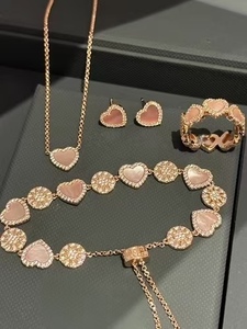 เครื่องประดับรูปหัวใจเปลือกหอยสุดโรแมนติกประจำฤดูร้อนปี 2026 คุณภาพสูง - ชุบทองคำสีกุหลาบประดับเพชรซิร์คอนสำหรับใส่ในชีวิตประจำวัน - Product Image 3