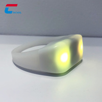 Digital sports LED nfc bracelets pour concert/télécommande clignotant minuterie bracelets