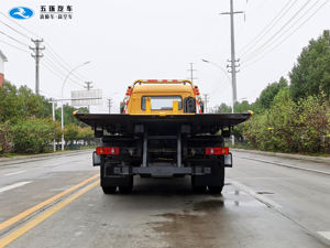 DongFeng 4*2 Diesel demolitore camion da traino di grande capacità di alta qualità Rollback alta qualità pesante carro attrezzi letto nuovo di zecca - Product Image 4