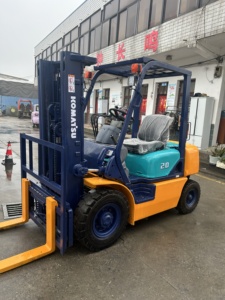 Б/у вилочный погрузчик Komatsu FD25, 2 тонны, 90% новый, с оригинальным японским двигателем и подшипниками, гарантия 1 год, сделано в Японии - Product Image 4