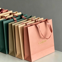 Sac à main en carton blanc haut de gamme pour emballage commercial, marque personnalisée, capacité de charge fiable de 6 à 9 kg